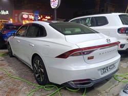 هيونداي أزيرا